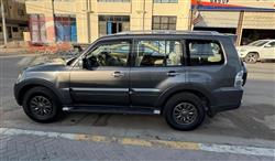 ميتسوبيشي باجيرو